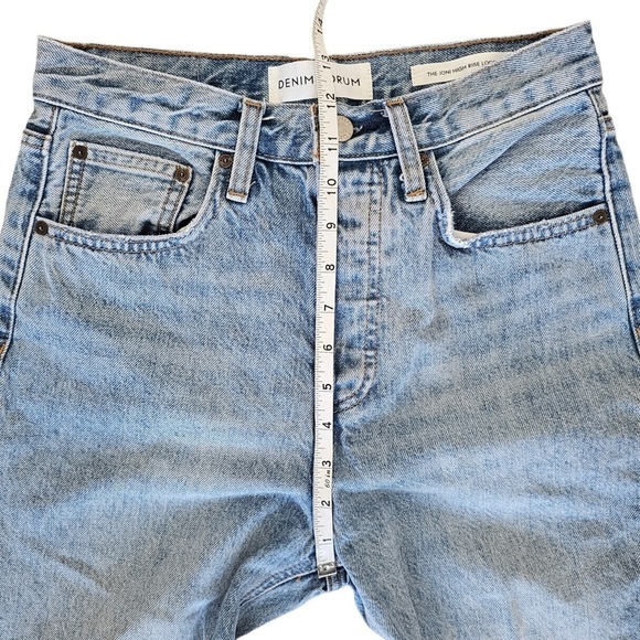 Aritzia Denim Forum The Joni High Rise Loose Picture This  Bleu light wash sz 25 - Picture 10 of 16
